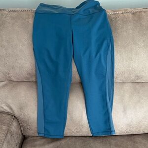 Old Navy Blue Crop Leggings